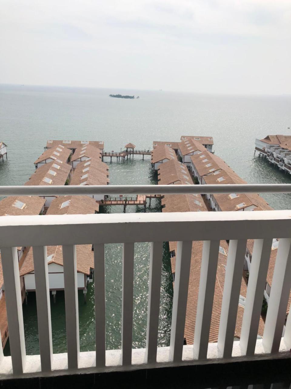 Private Water Chalet Port Dickson Porto Dickson Exterior foto